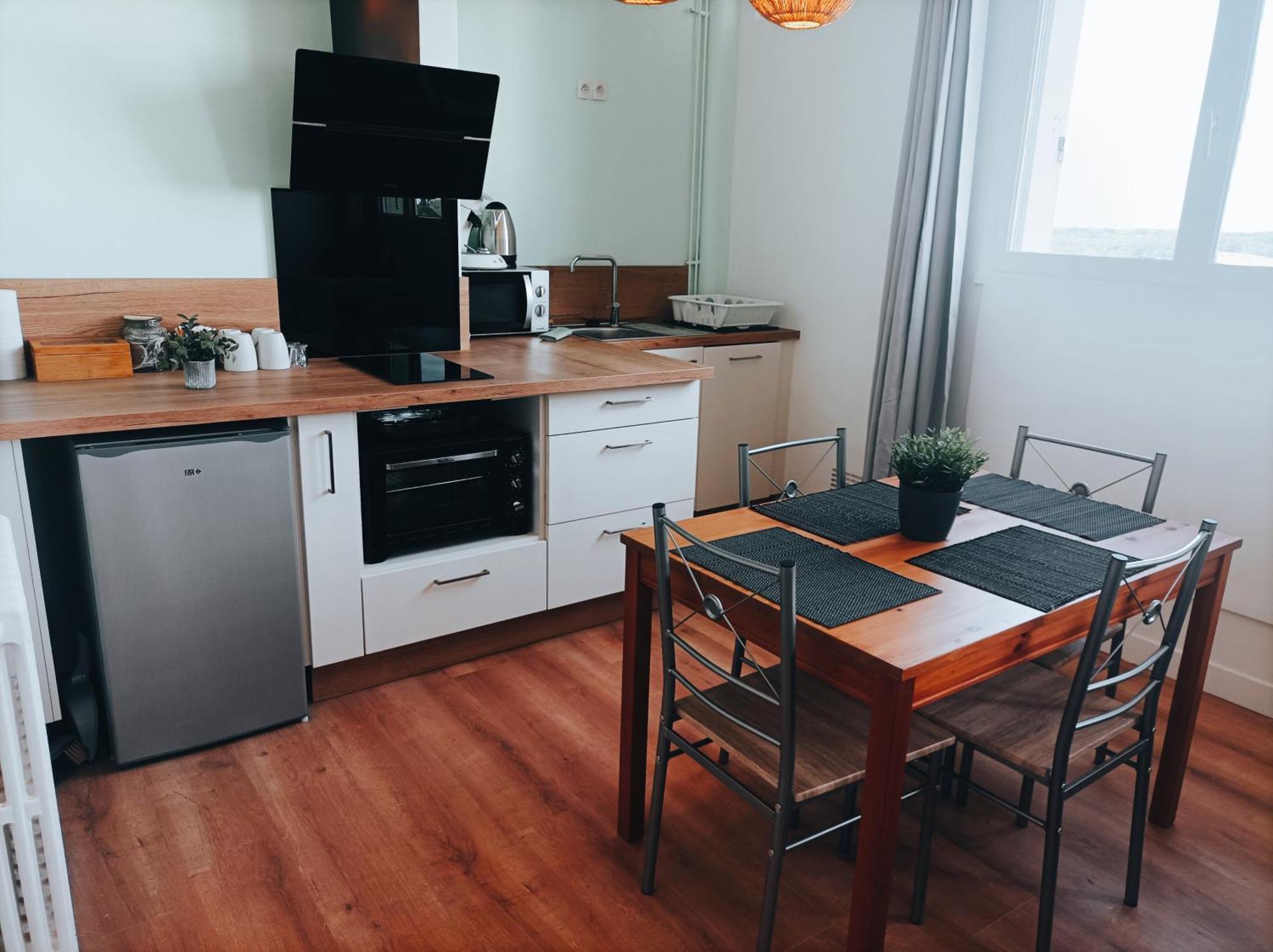 Bel Appartement Tout Equipe Le Mans Bagian luar foto